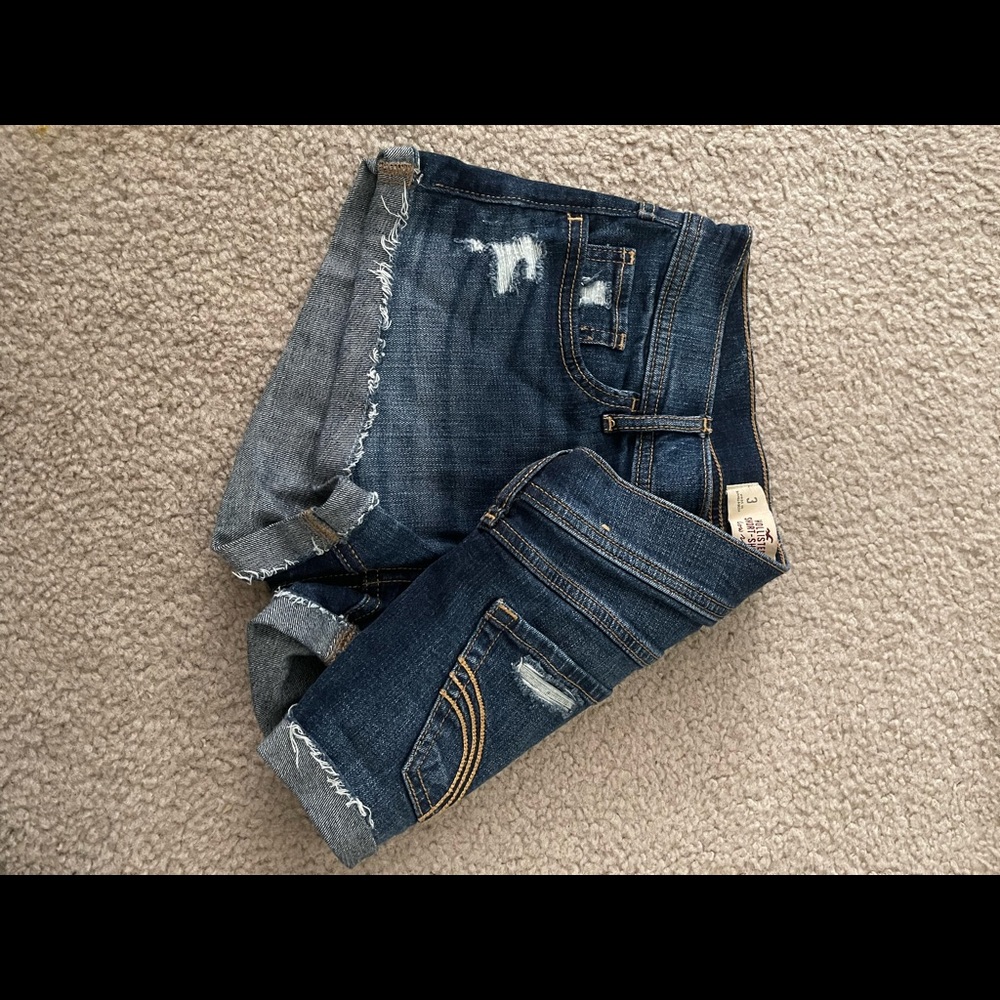 Women’s low rise shorts